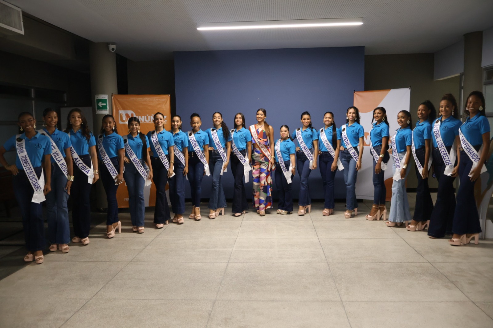 Uninúñez fortalece la formación integral de las candidatas al Reinado Juvenil de Cartagena