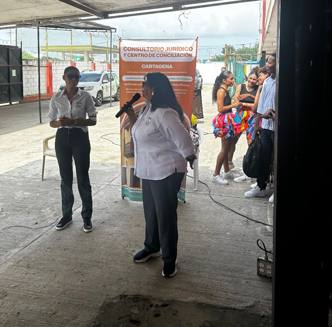 Estudiantes del CJyCC de CTG lideran brigada jurídica en la Cárcel Distrital de Mujeres